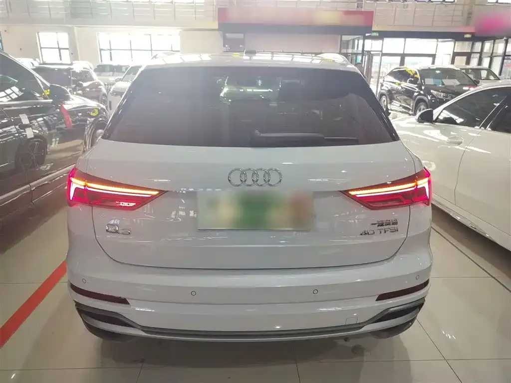 Audi Q3 2022 из CN, фото 8