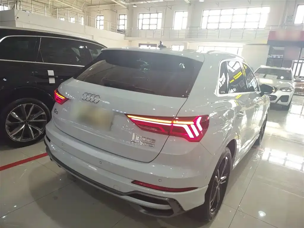 Audi Q3 2022 из CN, фото 9