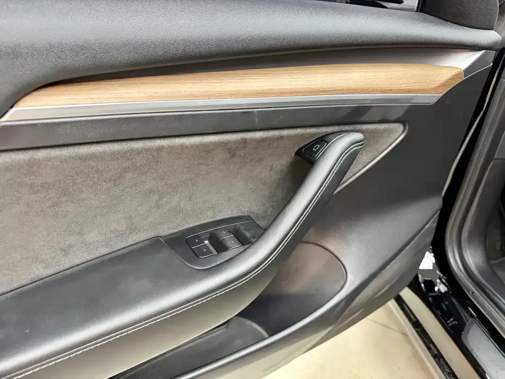 Tesla Model 3 2021 из CN, фото 10