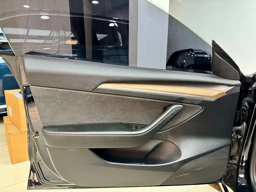 Tesla Model 3 2021 из CN, фото 9