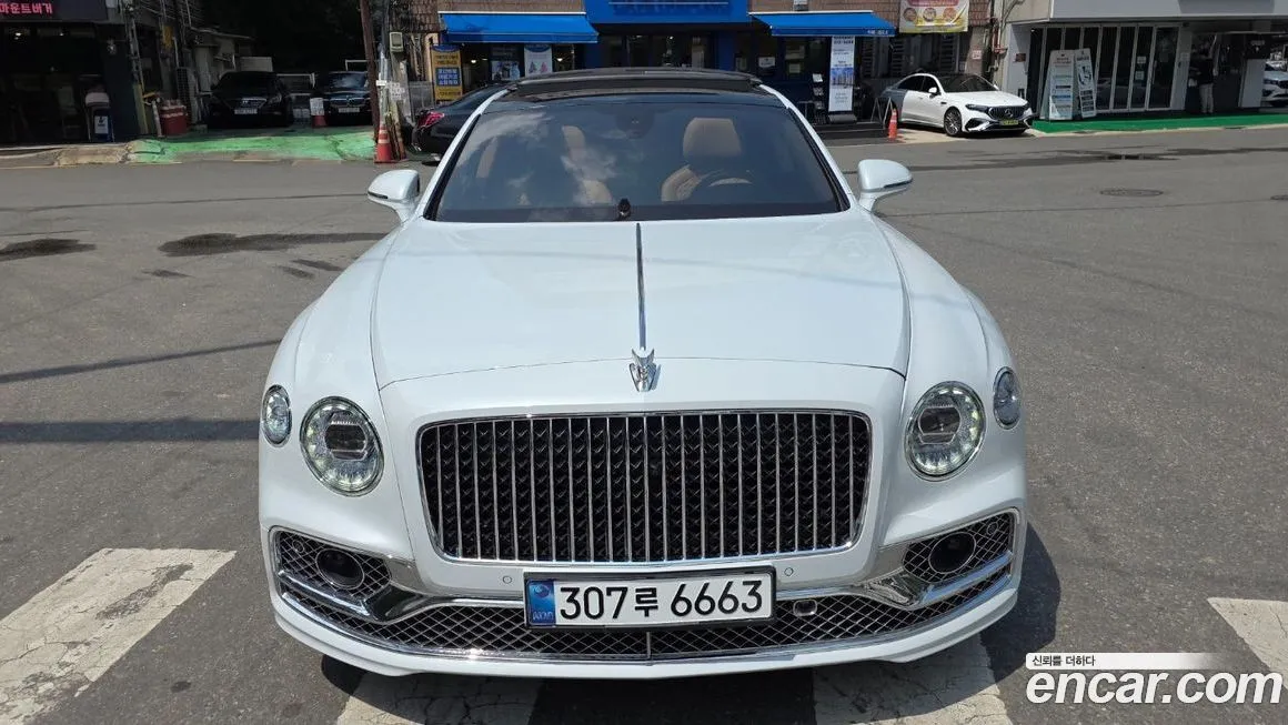 Bentley Flying Spur 2021 из KR, фото 3