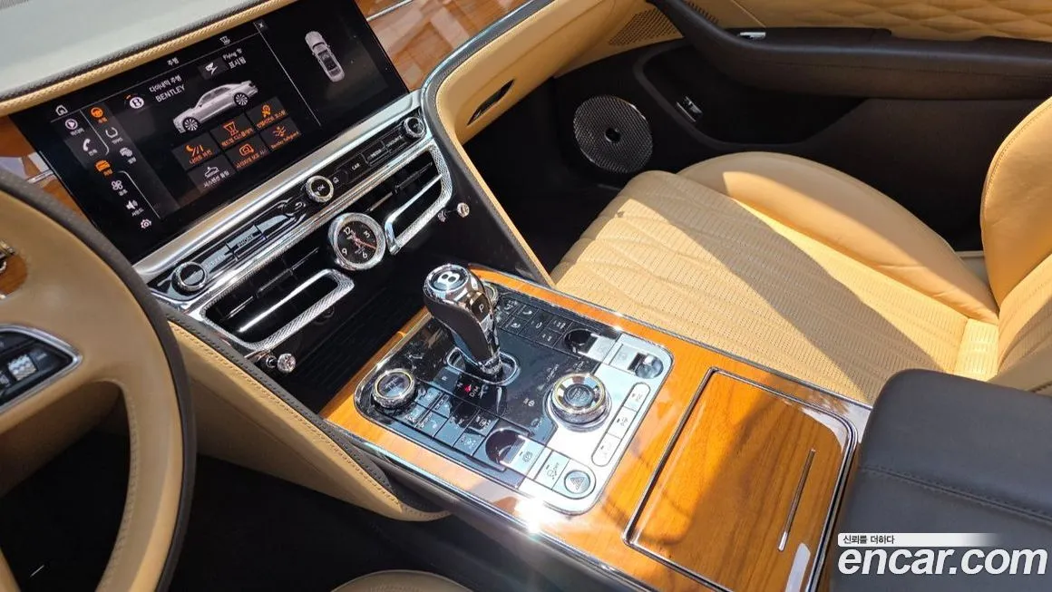 Bentley Flying Spur 2021 из KR, фото 7