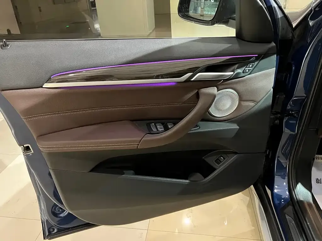 BMW X1 2021 из CN, фото 9