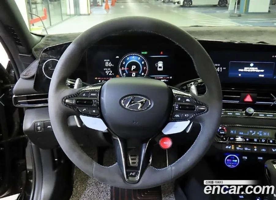 Hyundai AVANTE — фото 8