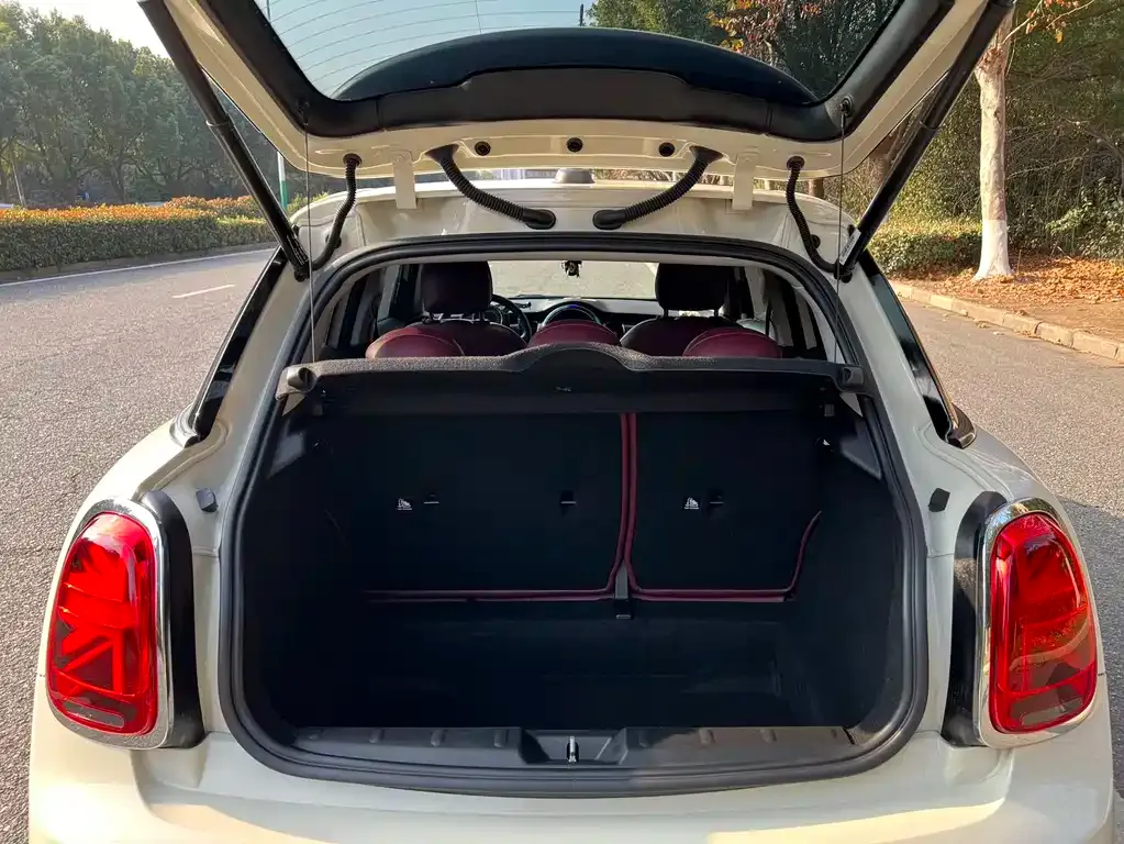 MINI Cooper (3-door) 2022 из CN, фото 6