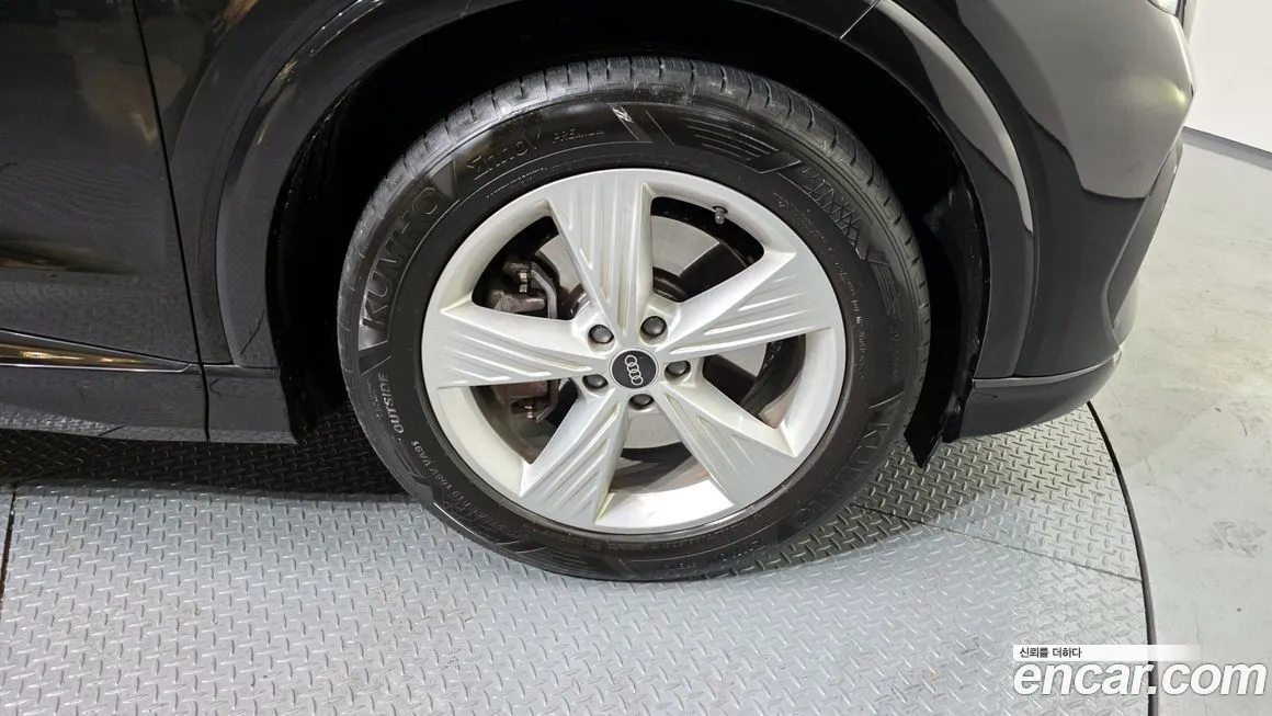 Audi Q4 e-tron 2022 из KR, фото 6