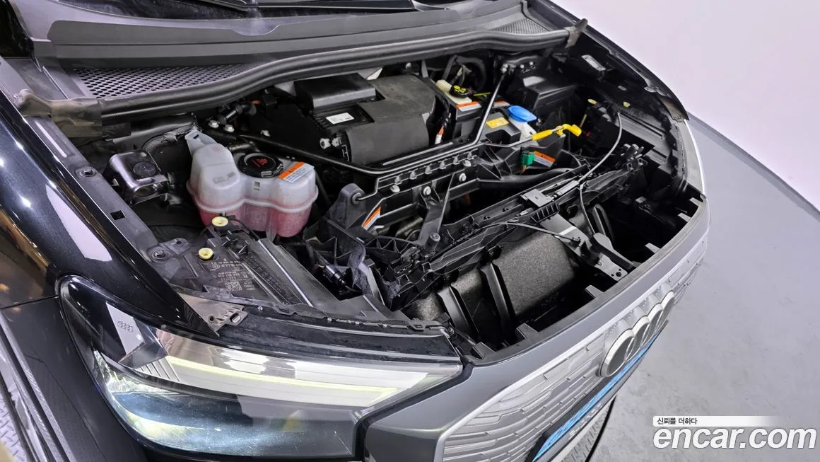 Audi Q4 e-tron 2022 из KR, фото 8