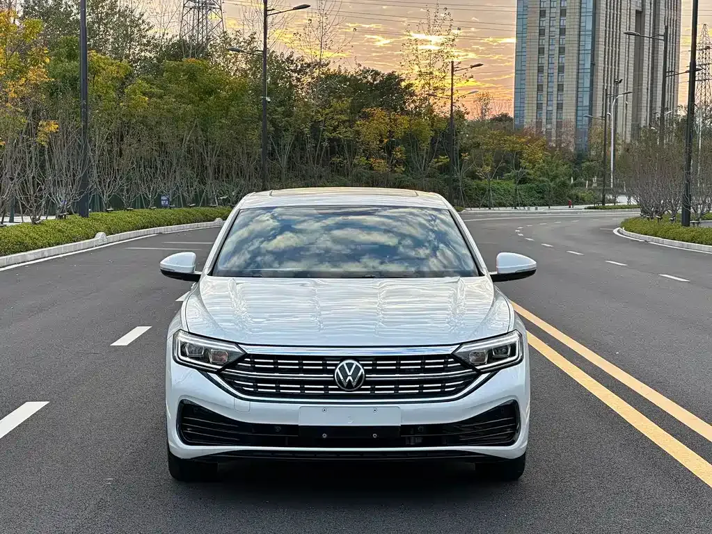 Volkswagen Sagitar 2022 из CN, фото 6