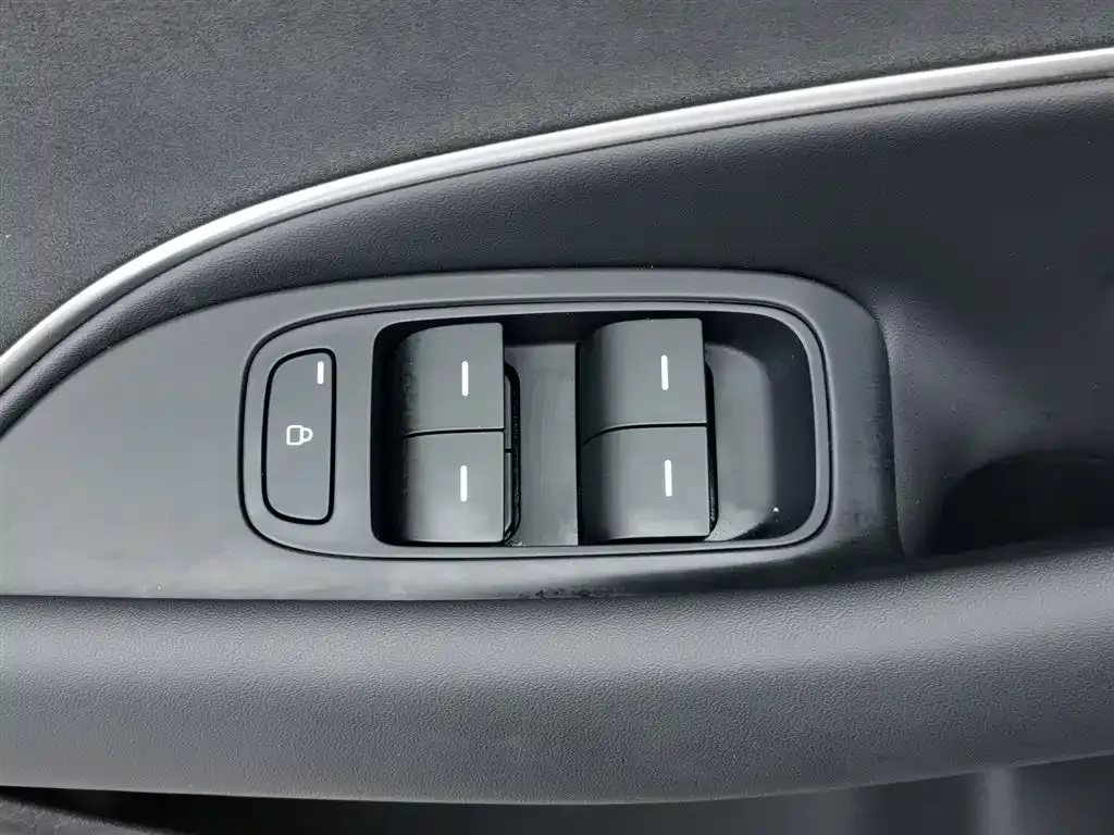 [object Object] SU7 2024 из CN, фото 9