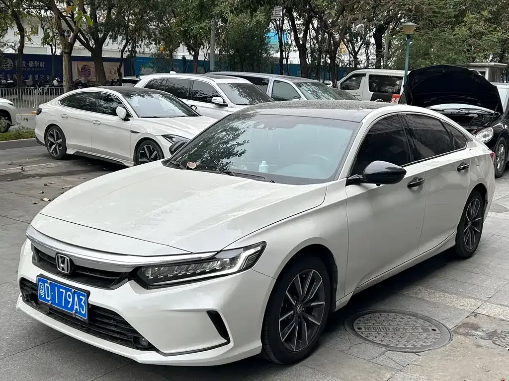 Honda Inspire 2023 из CN, фото 1