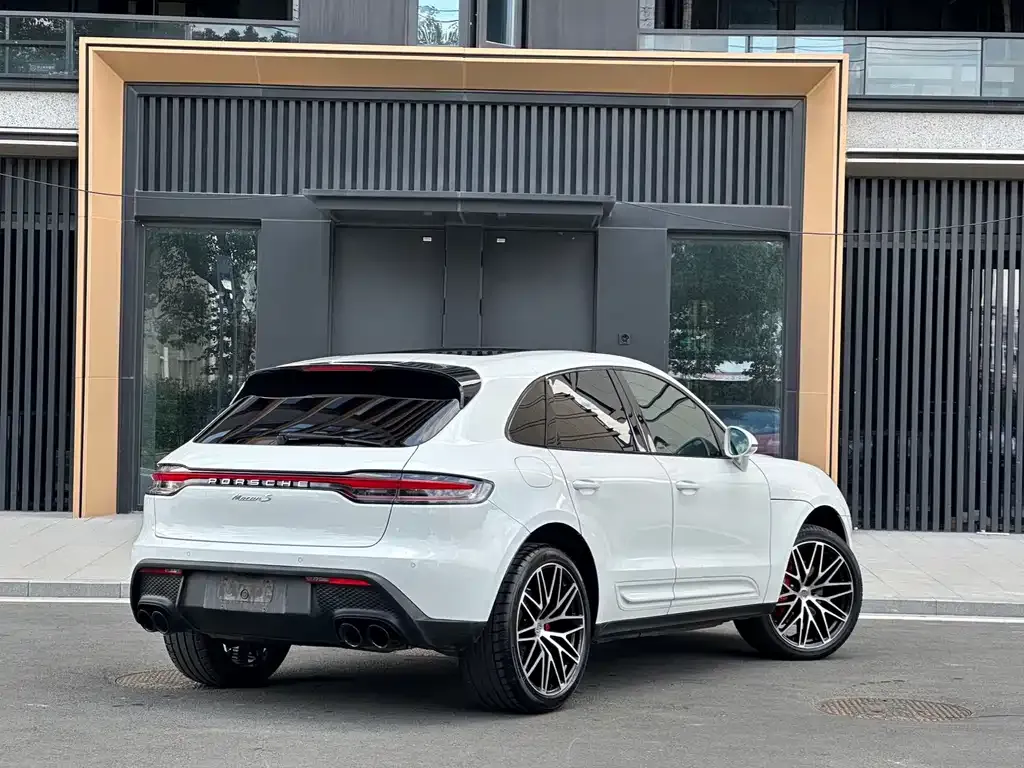 Porsche Macan — фото 8