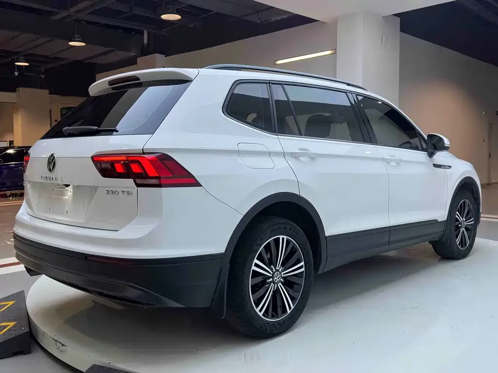Volkswagen Tiguan L 2021 из CN, фото 9