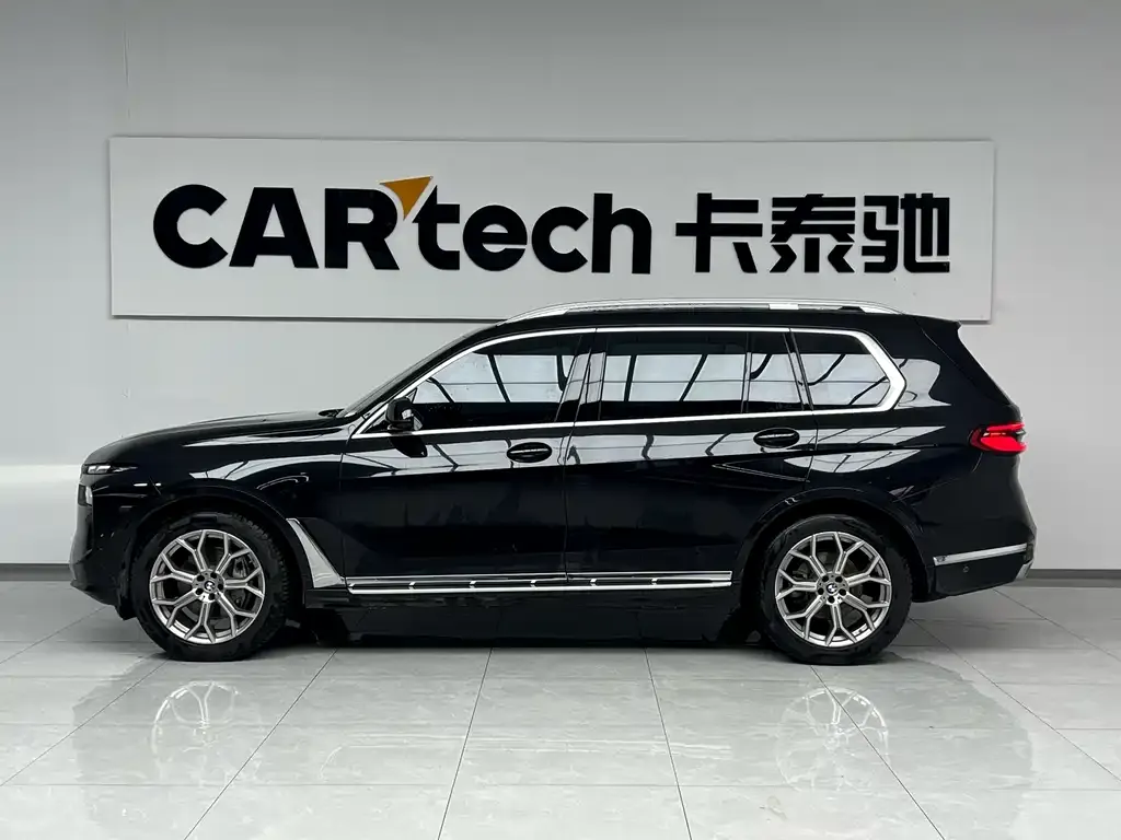 BMW X7 2024 из CN, фото 7