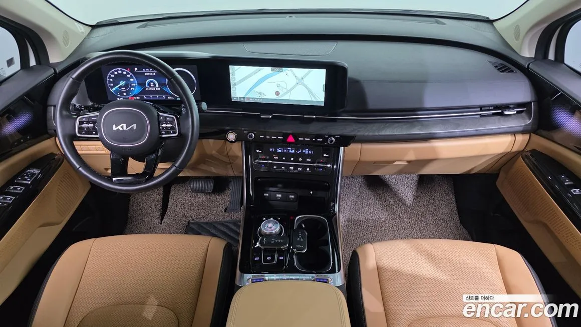 Kia Carnival — фото 10
