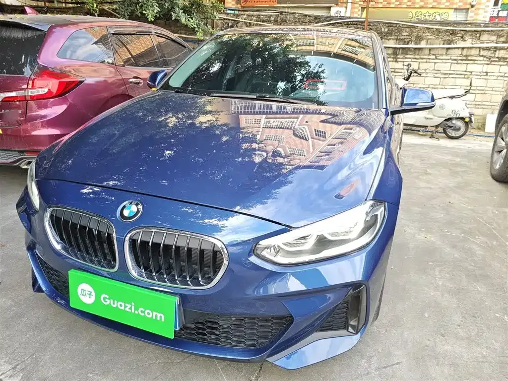 BMW 1 Series — фото 1