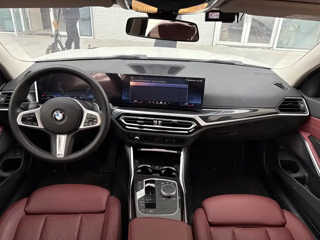 BMW 3 Series 2024 из CN, фото 5