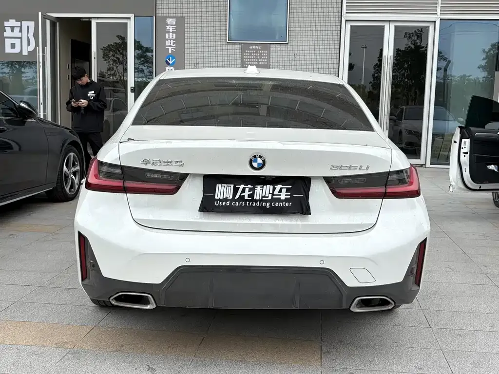 BMW 3 Series 2024 из CN, фото 8