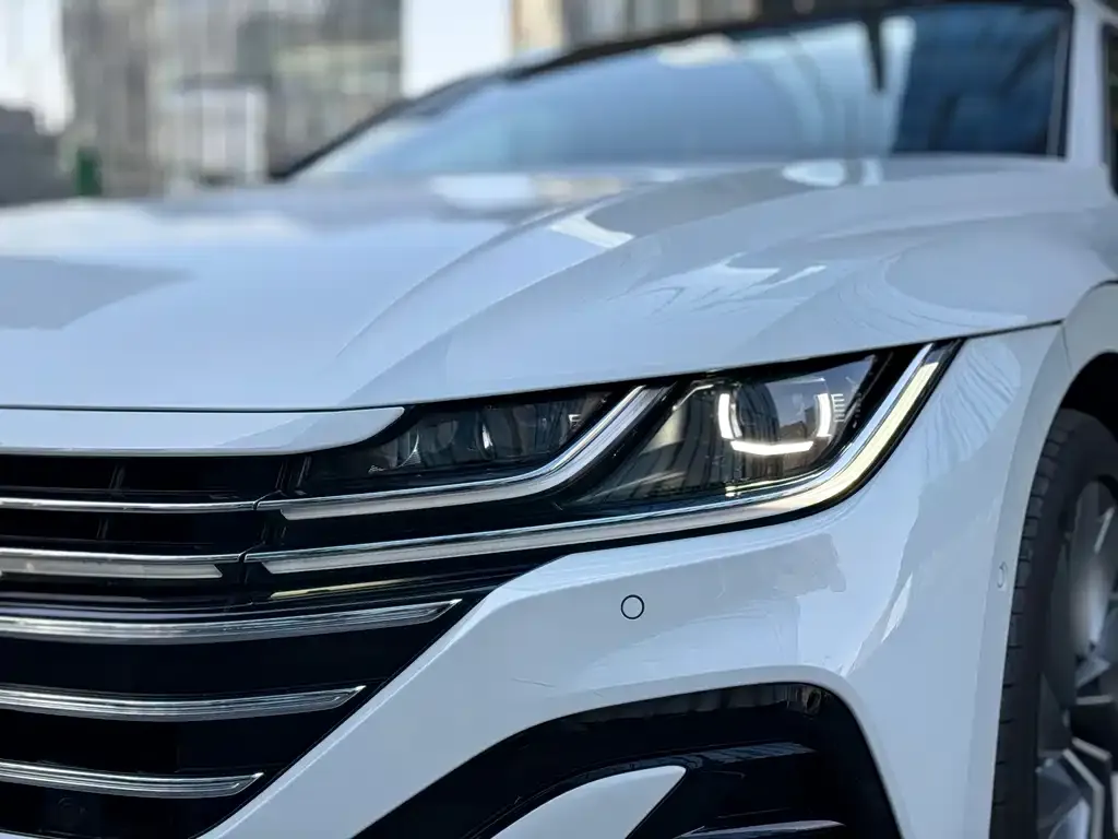 Volkswagen CC 2024 из CN, фото 3