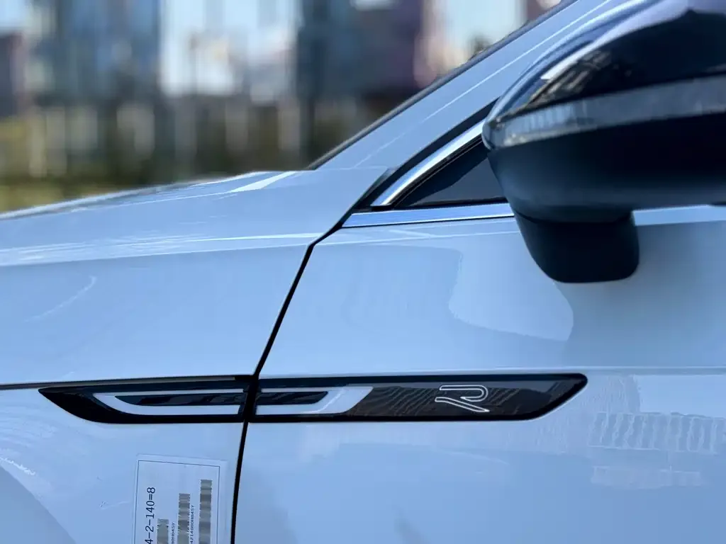 Volkswagen CC 2024 из CN, фото 6