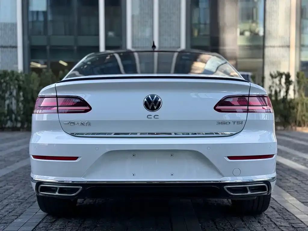 Volkswagen CC 2024 из CN, фото 8