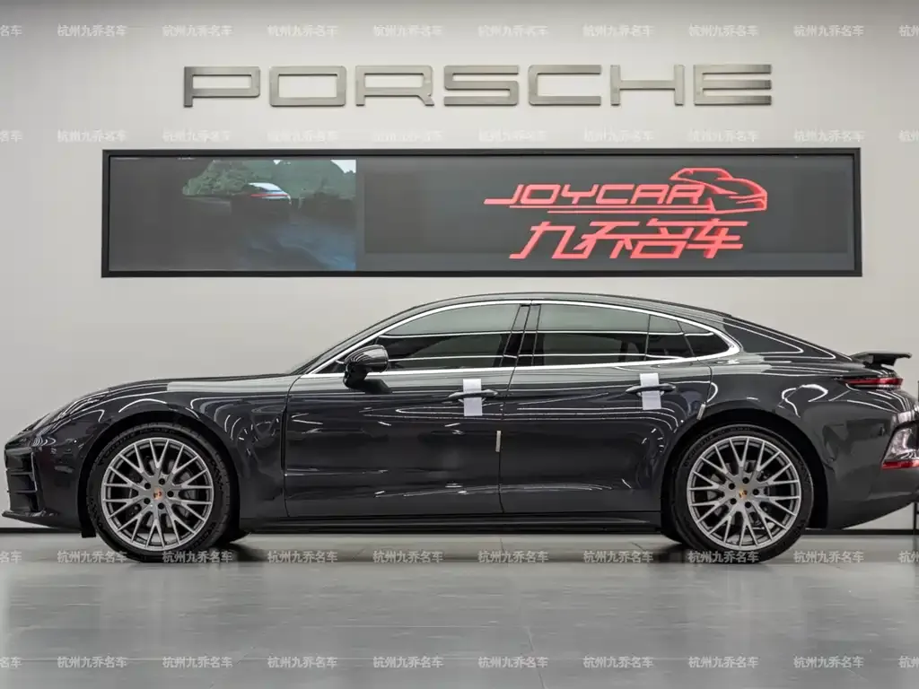 Porsche Panamera 2025 из CN, фото 7