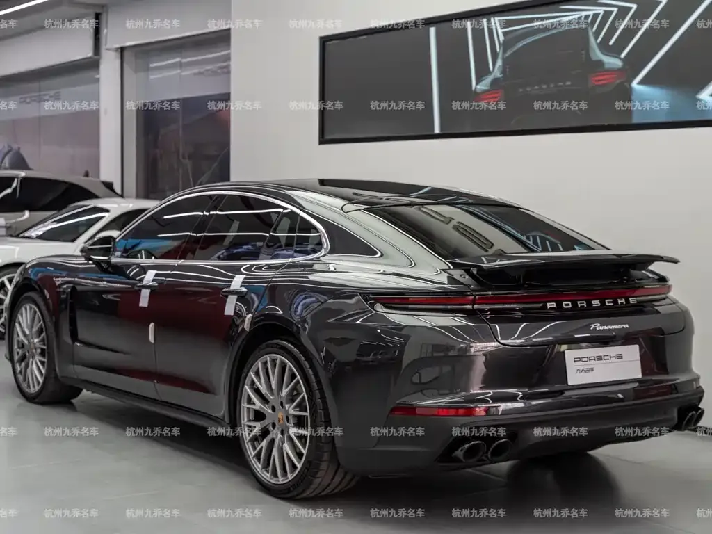 Porsche Panamera 2025 из CN, фото 5