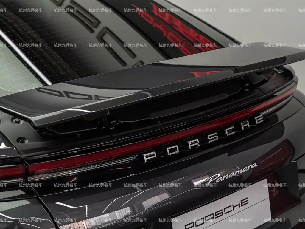 Porsche Panamera 2025 из CN, фото 2