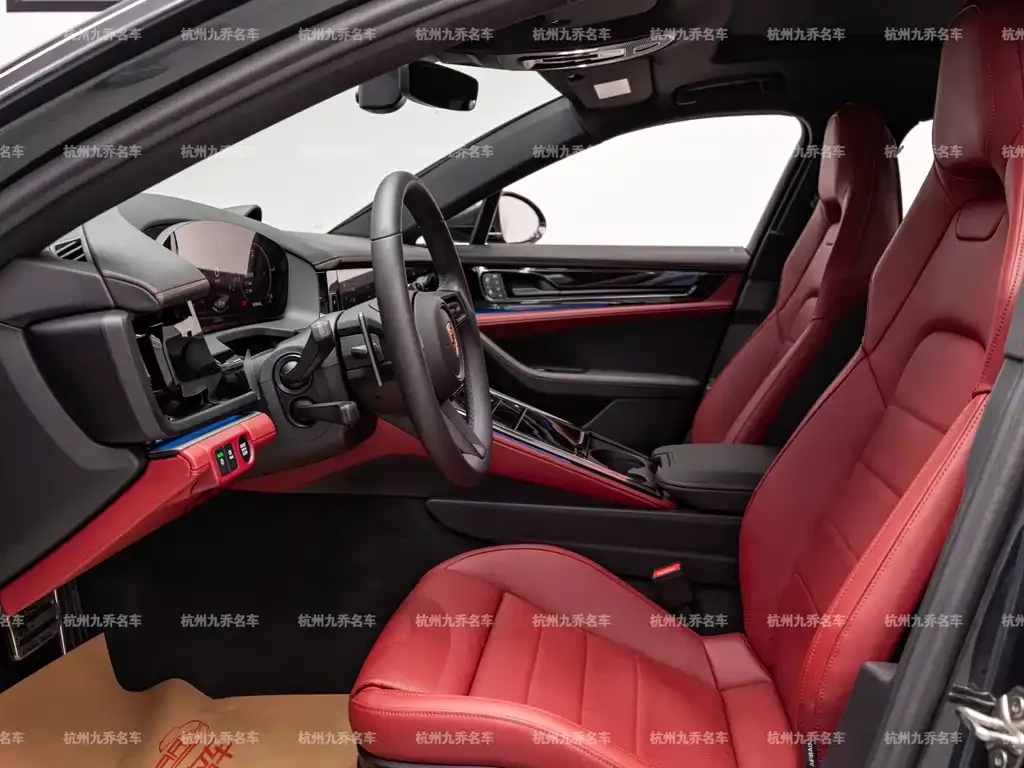 Porsche Panamera 2025 из CN, фото 4
