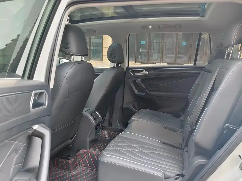 [object Object] Tiguan L 2023 из CN, фото 5