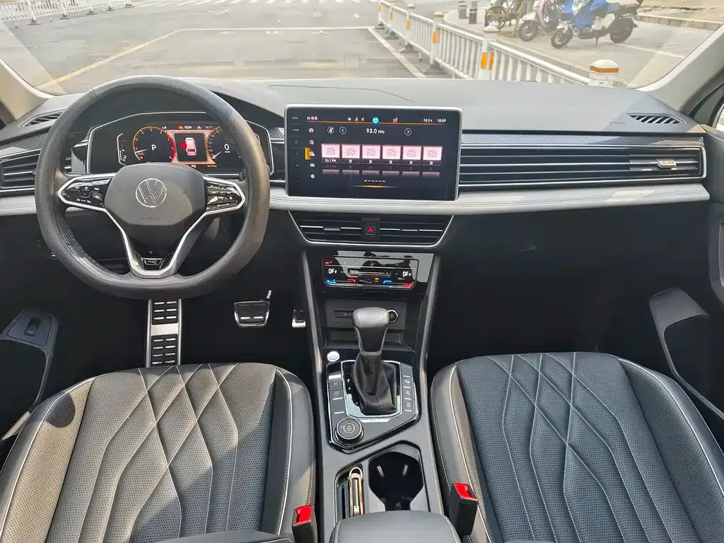 [object Object] Tiguan L 2023 из CN, фото 6