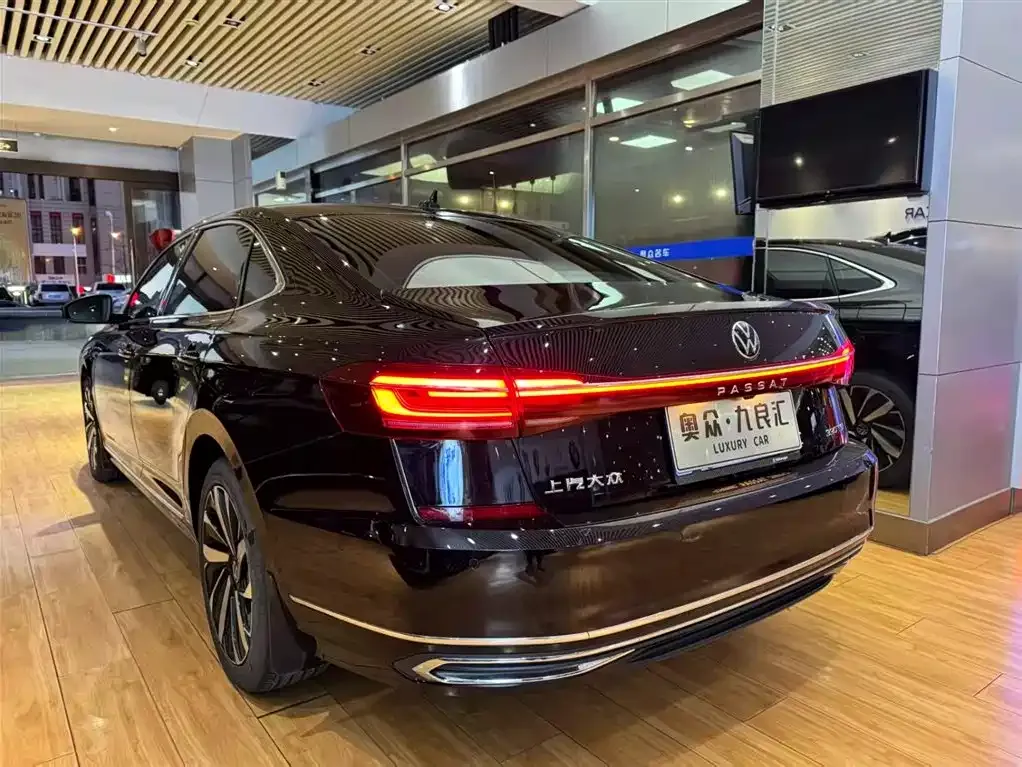 Volkswagen Passat 2022 из CN, фото 5