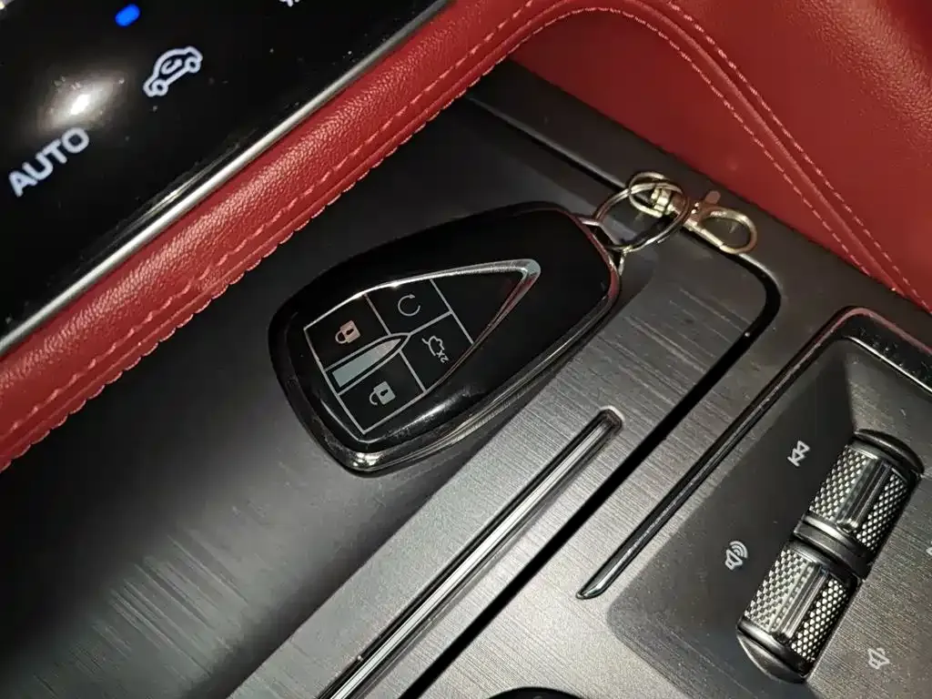 Changan CS75PLUS — фото 9