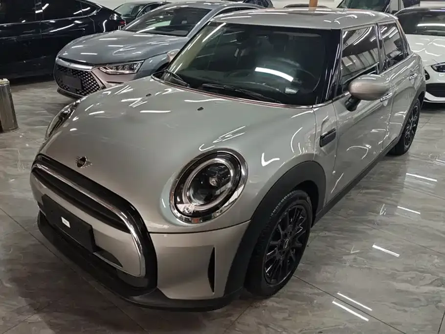 MINI Cooper (3-door) 2024 из CN, фото 1