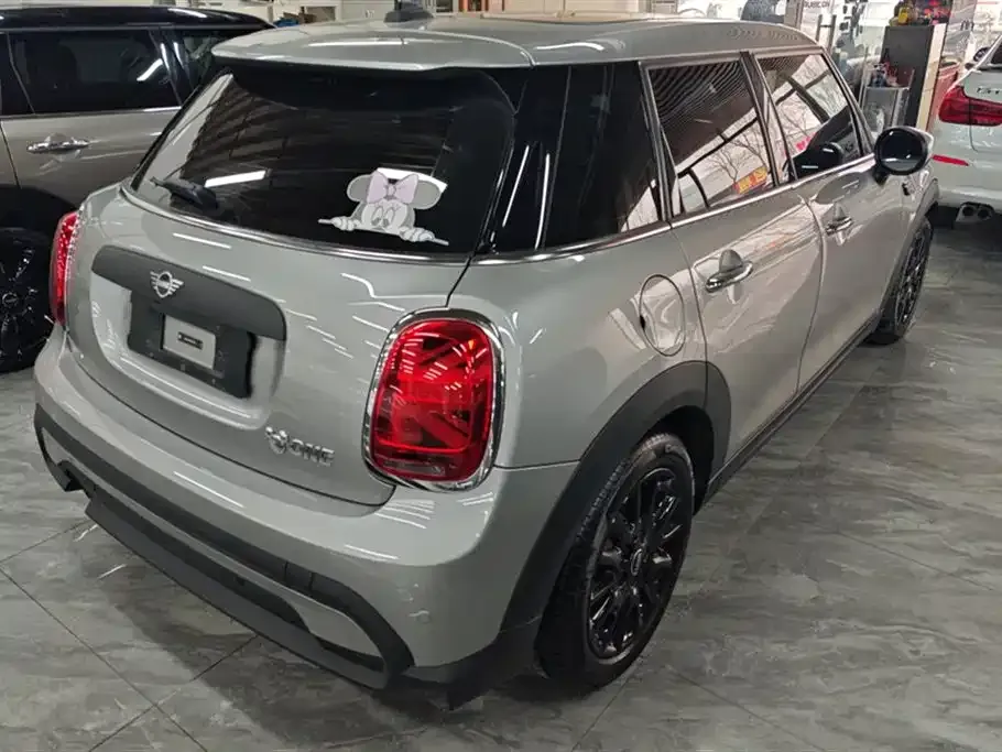 MINI Cooper (3-door) 2024 из CN, фото 9