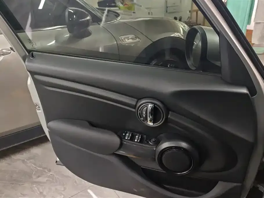 MINI Cooper (3-door) 2024 из CN, фото 4