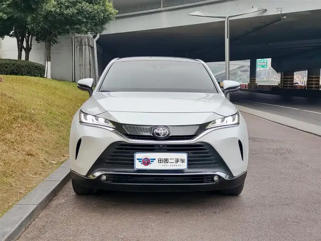 Toyota Harrier — фото 7
