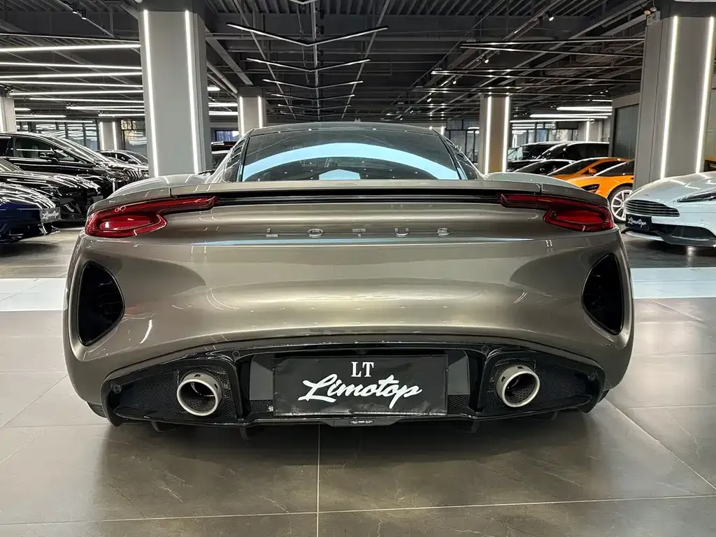 Lotus Emira — фото 3