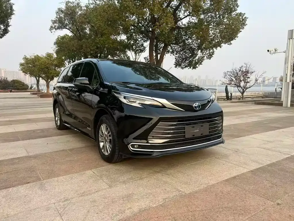 Toyota Sienna 2022 из CN, фото 9