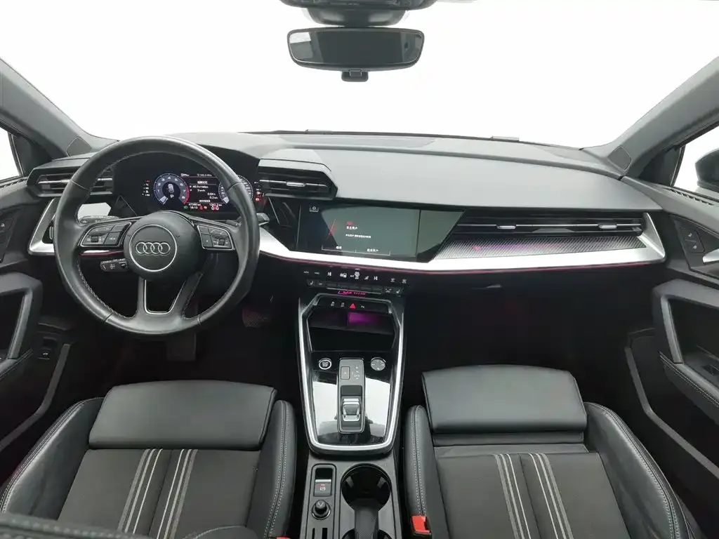 Audi A3 2023 из CN, фото 9