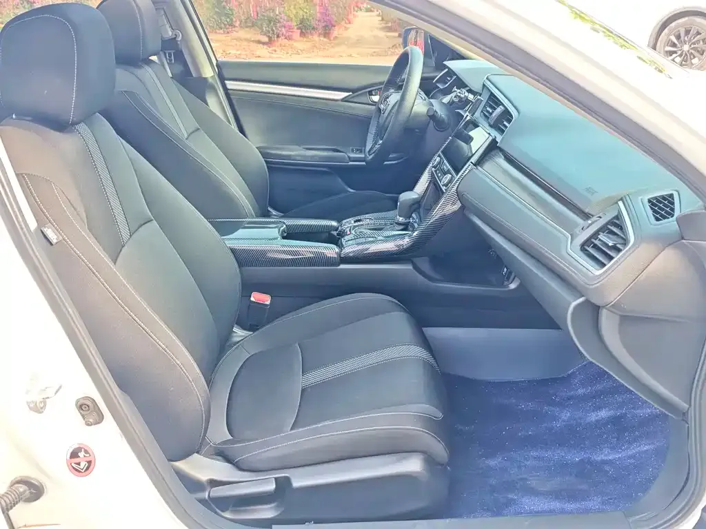 Honda Civic 2021 из CN, фото 10