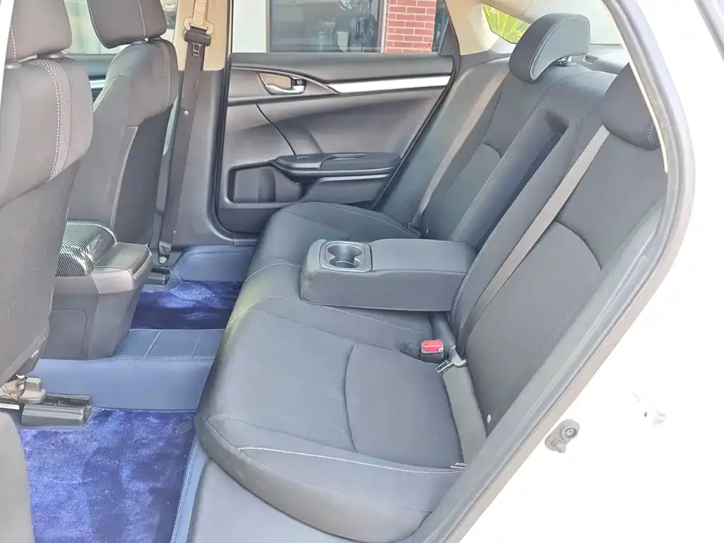 Honda Civic 2021 из CN, фото 2