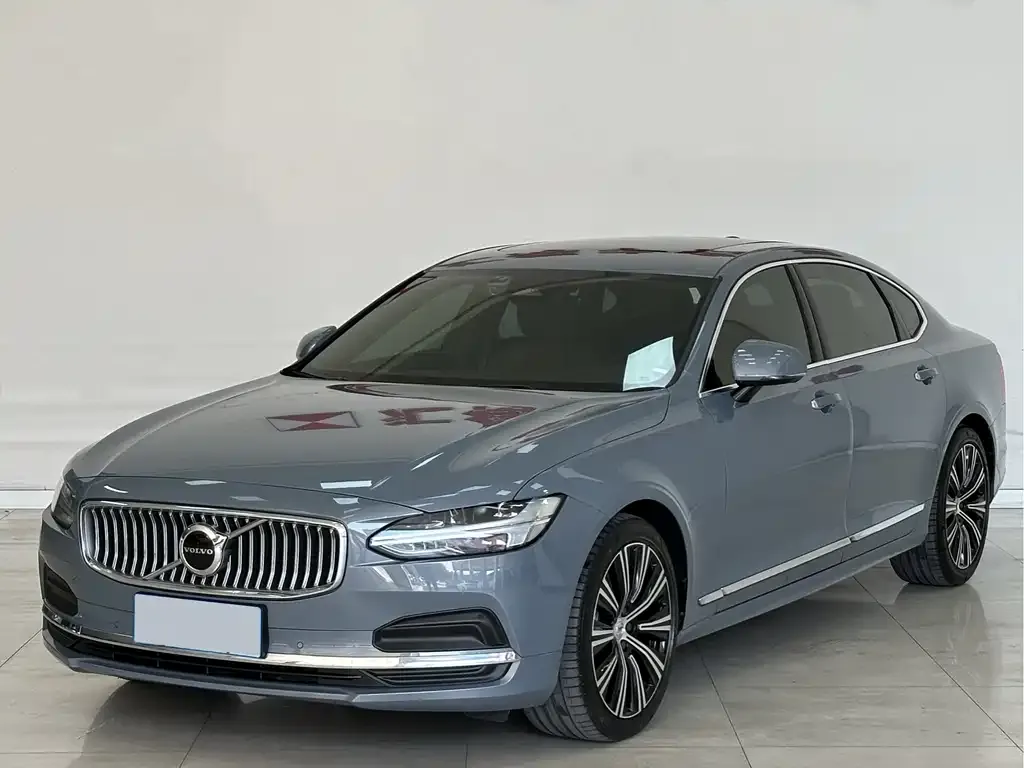 Volvo S90 — фото 1