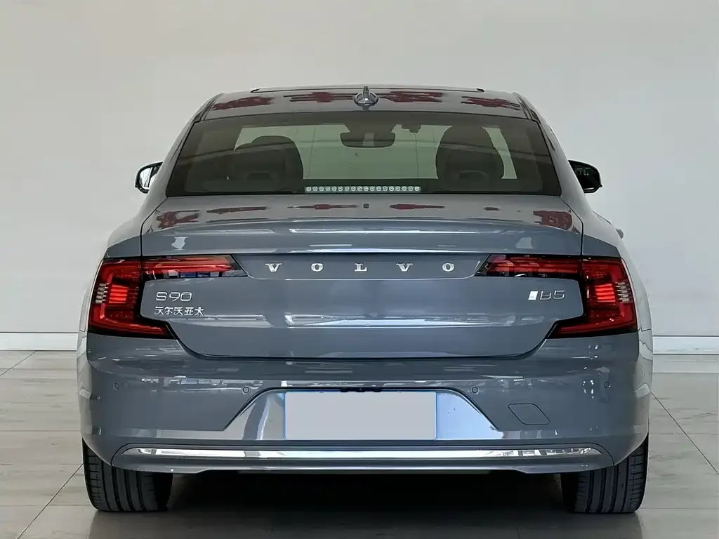 Volvo S90 — фото 5