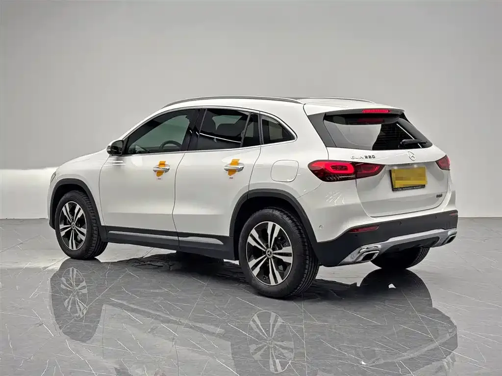 Mercedes-Benz GLA — фото 4