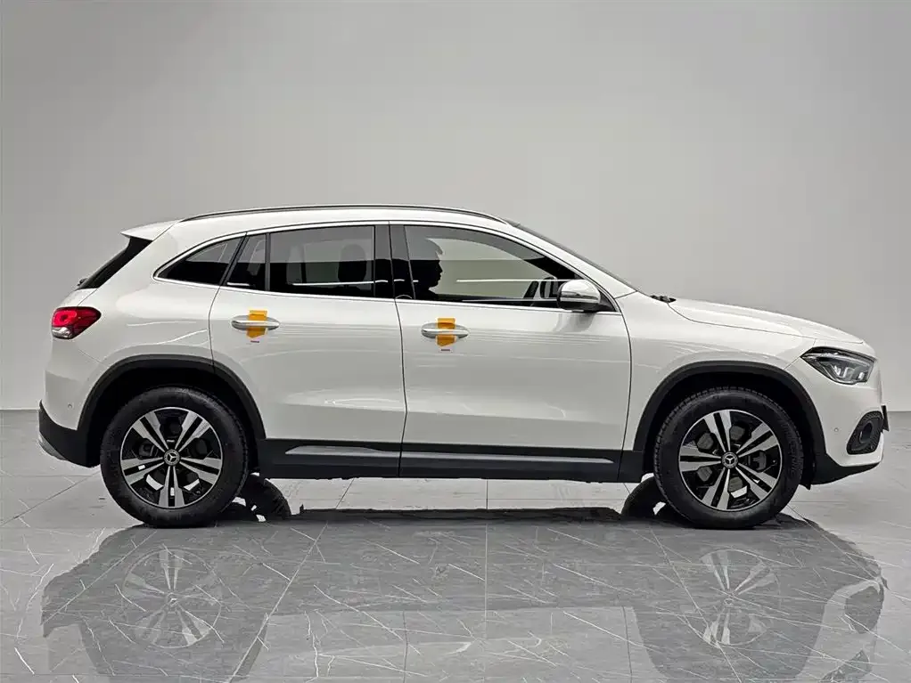 Mercedes-Benz GLA — фото 7