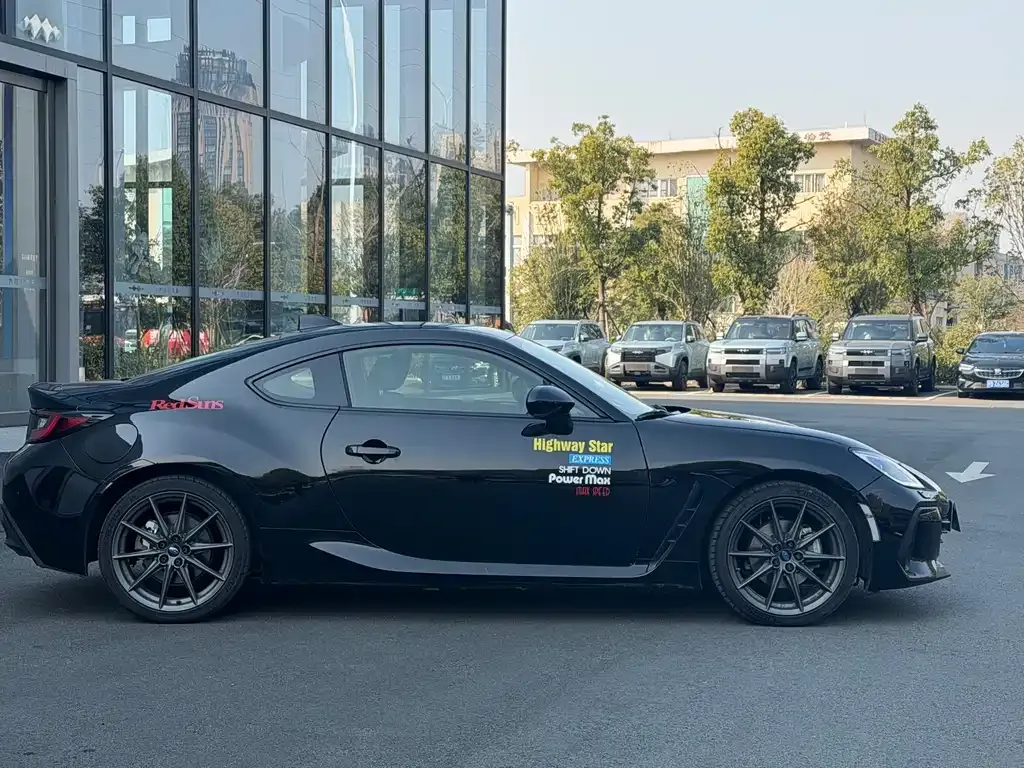 Subaru BRZ — фото 3