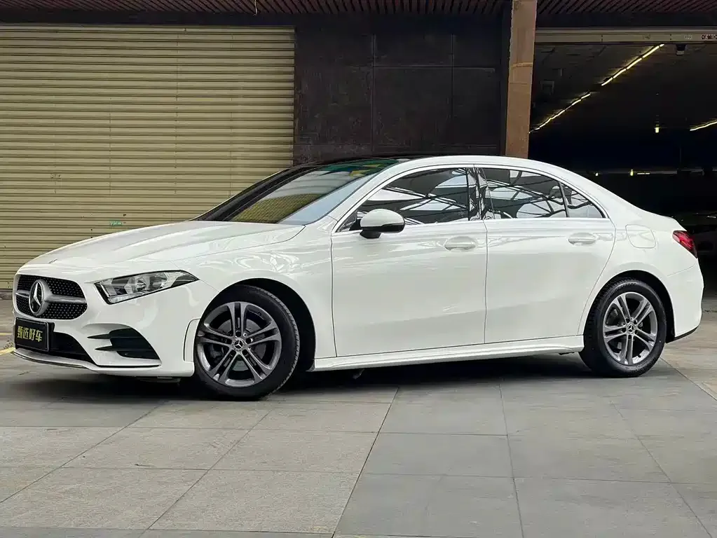 Mercedes-Benz A-Class — фото 1