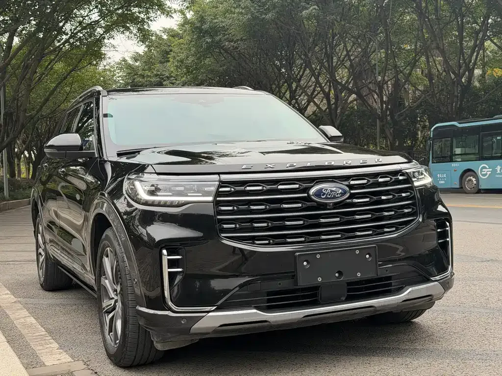 Ford Explorer 2024 из CN, фото 6