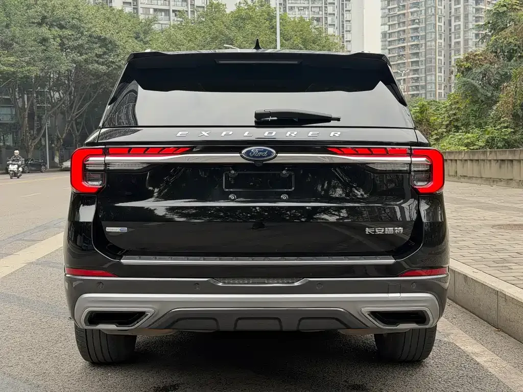 Ford Explorer 2024 из CN, фото 4