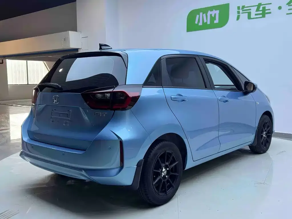 Honda Fit — фото 6